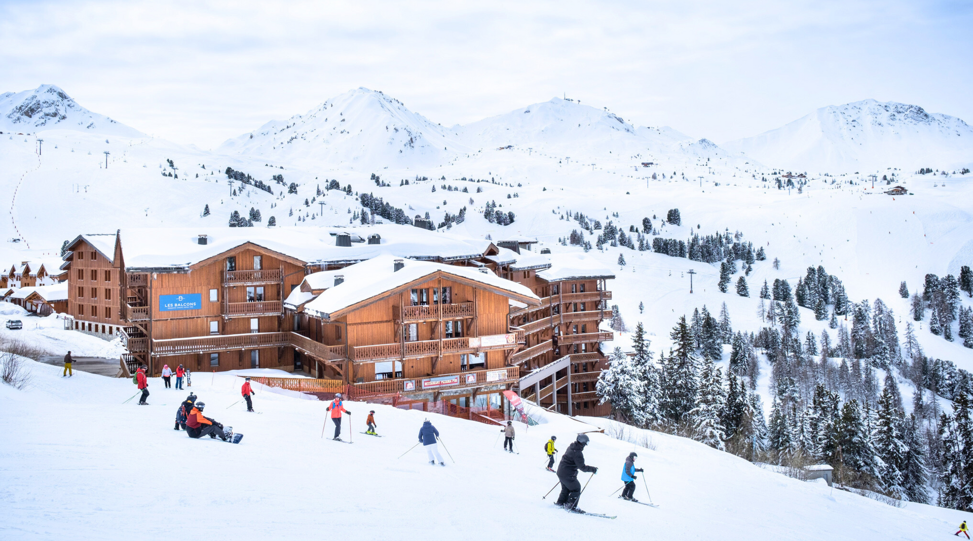 An image of skiers going down the pistes in Belle Plagne