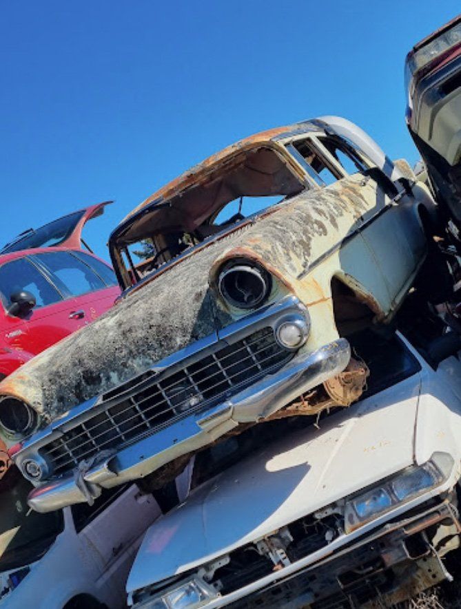 Cars In A Row — Vehicle Wreckers In Orange, NSW