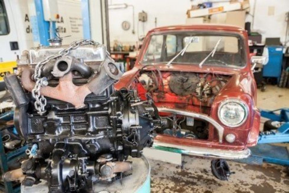 Revisione auto antica