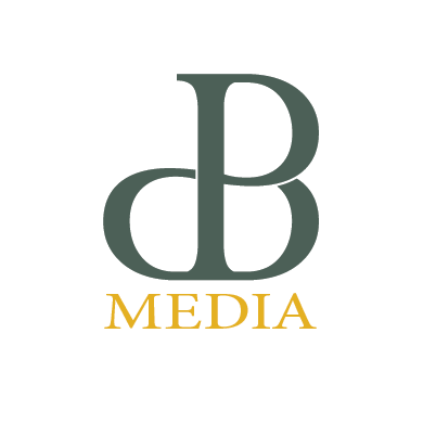 DB Media-logo met in elkaar verstrengeld "dB"-monogram in groen boven "MEDIA" in goud.