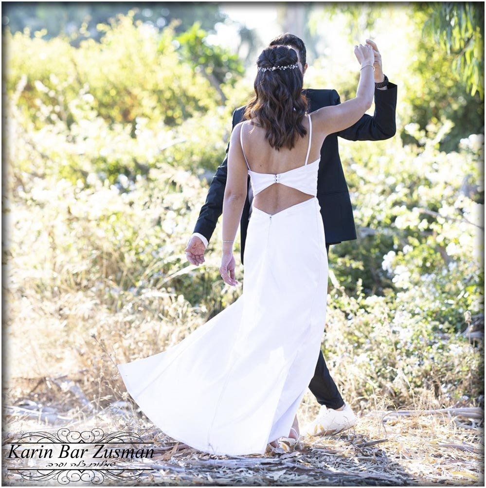 שמלת כלה על גב פתוח מיוחד