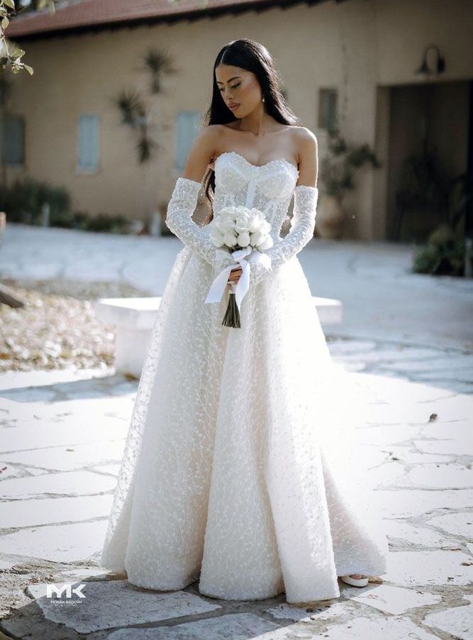 שמלת כלה נסיכותית בחריזה מלאה