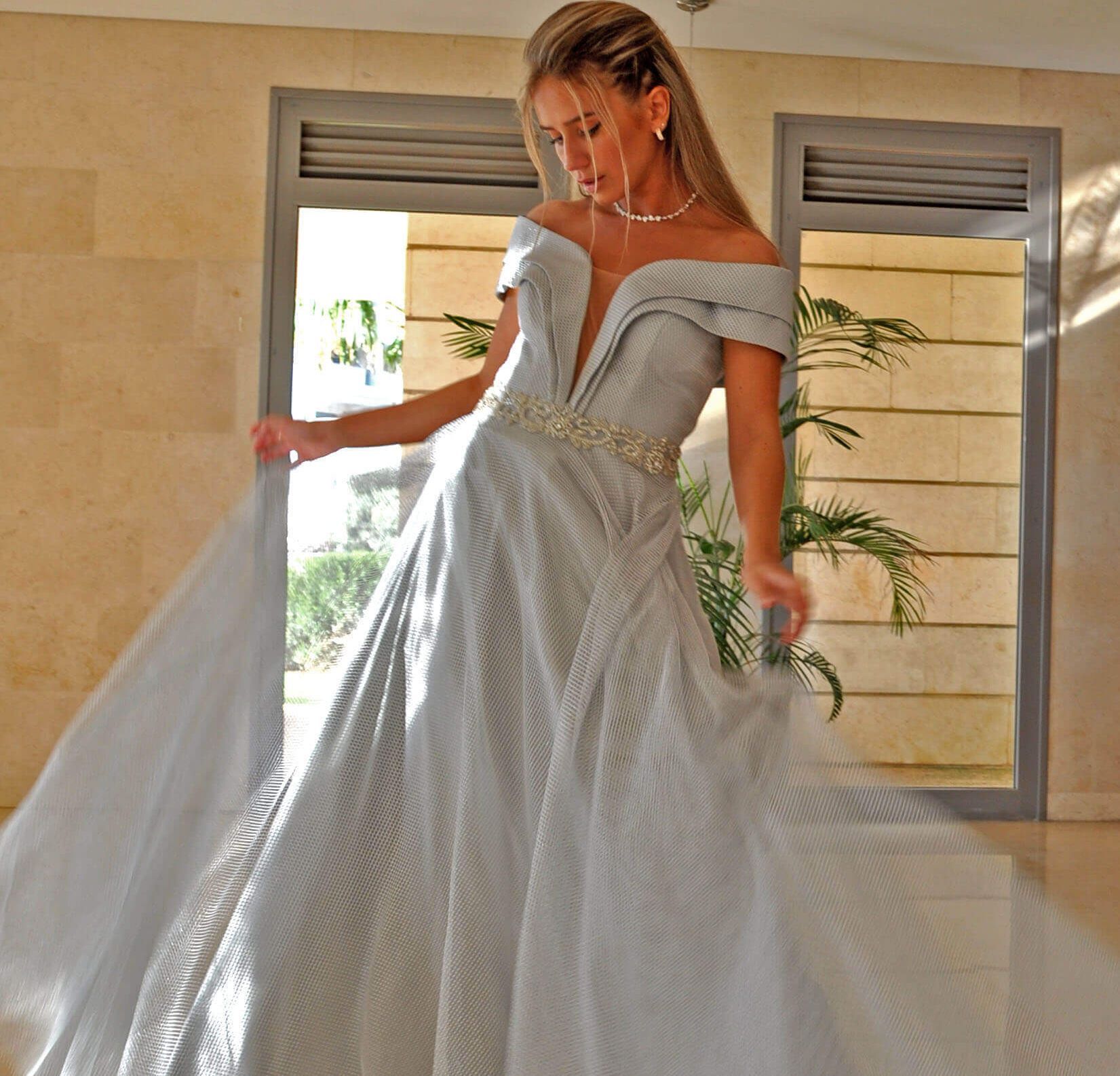 שמלות ערב 2024