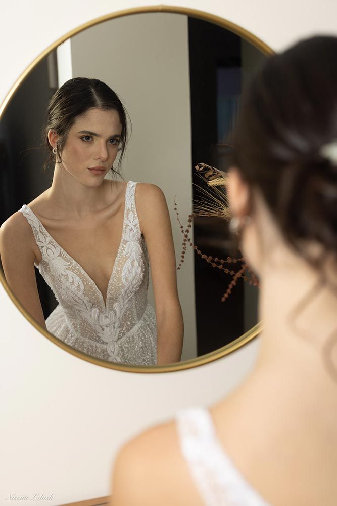 שמלת כלה מנצנצת דגם אלזה