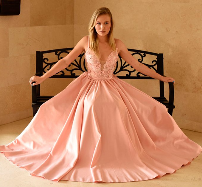 שמלות ערב 2022