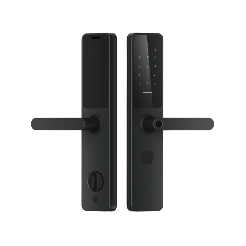 Serrure de porte intelligente noire avec clavier, poignée et intégration smartphone.