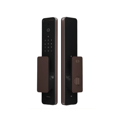 Serrure de porte intelligente avec clavier et poignée, marron foncé et noir.