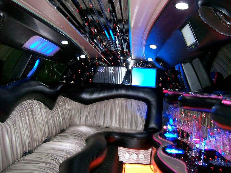 black Chrysler 300 Limo interior