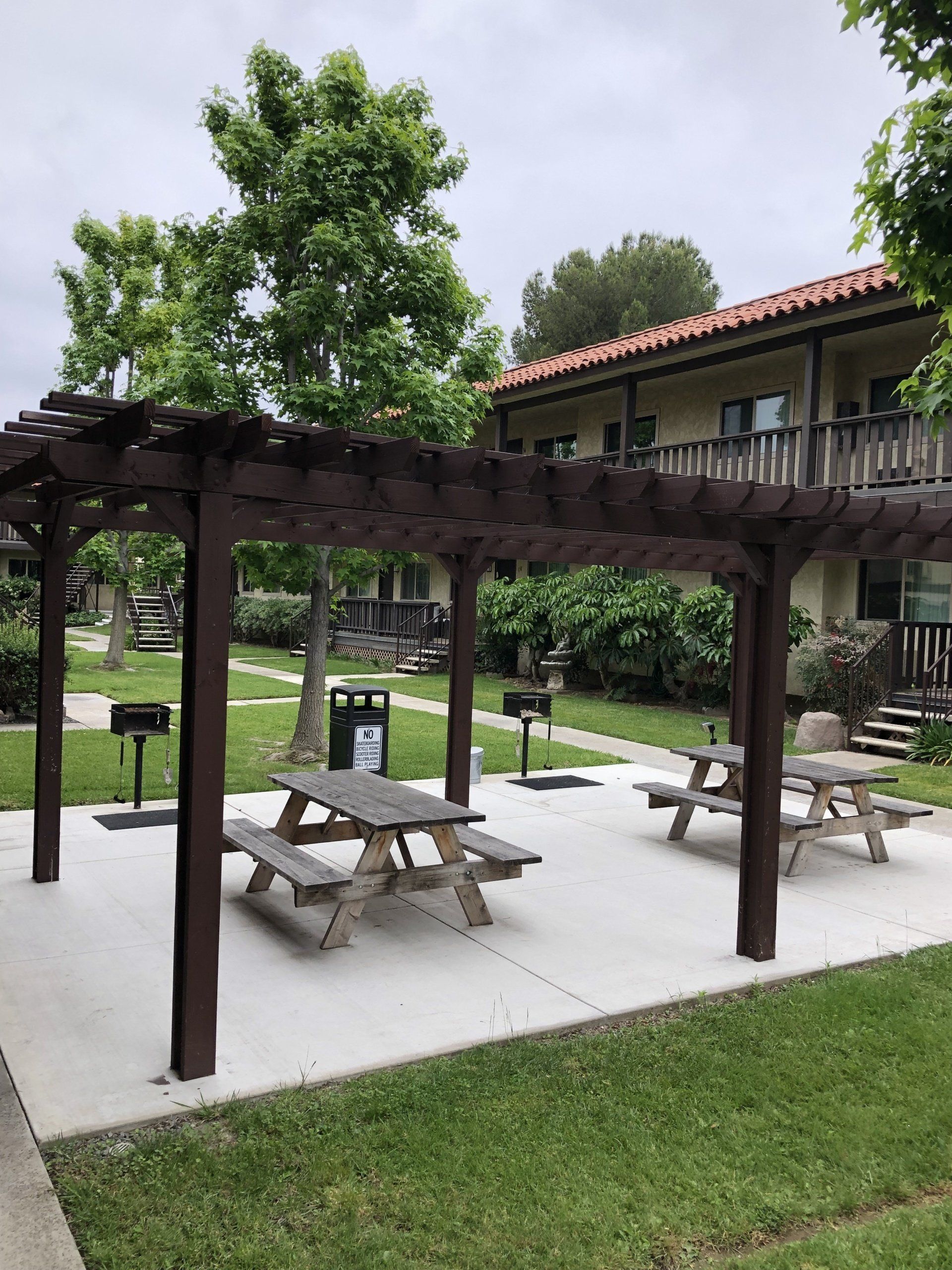 Patio | Villa Pointe Apartments
