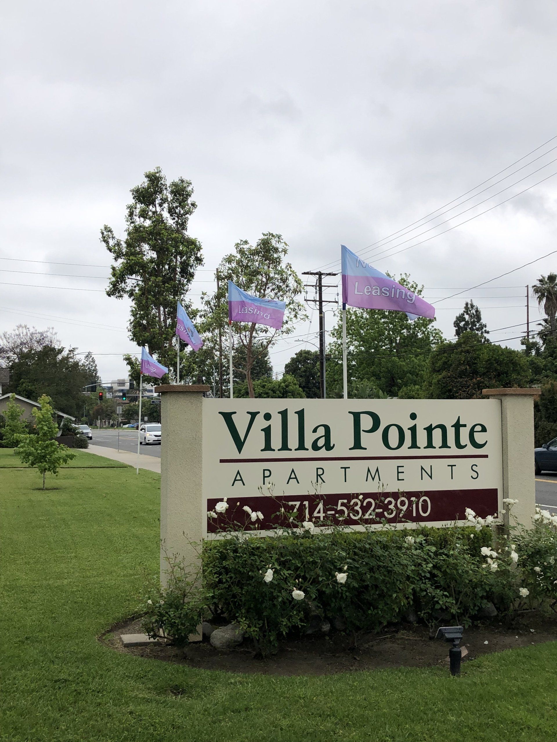 Entrance Sign | Villa Pointe Apartments
