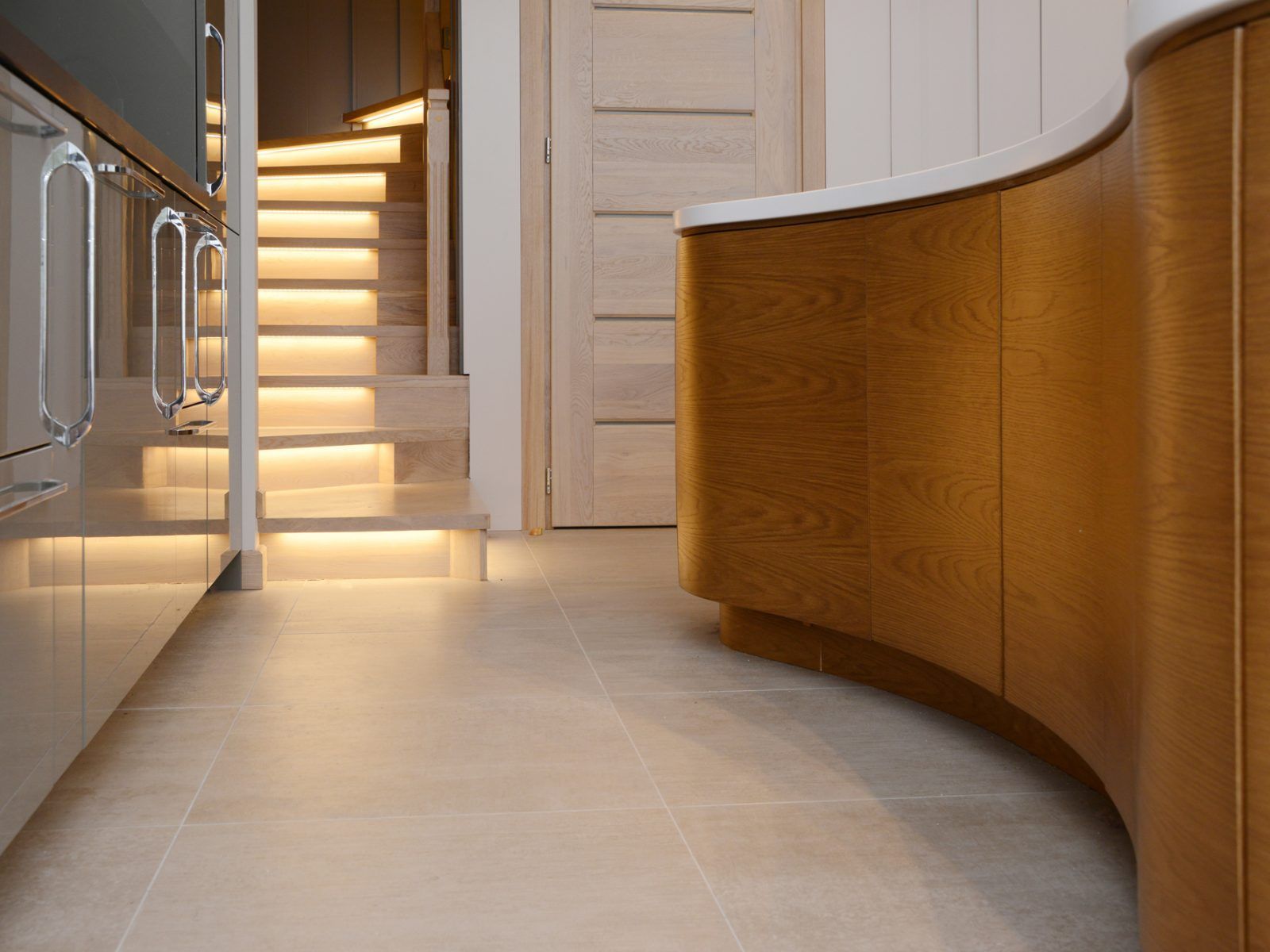 Laiptai su LED apšvietimu | LED apšvietimas | Gamyba