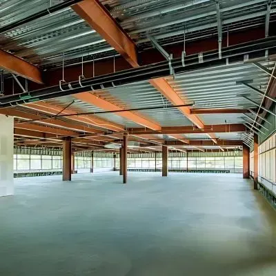 Large scale commercial concrete pour by Dunners experienced concrete team.