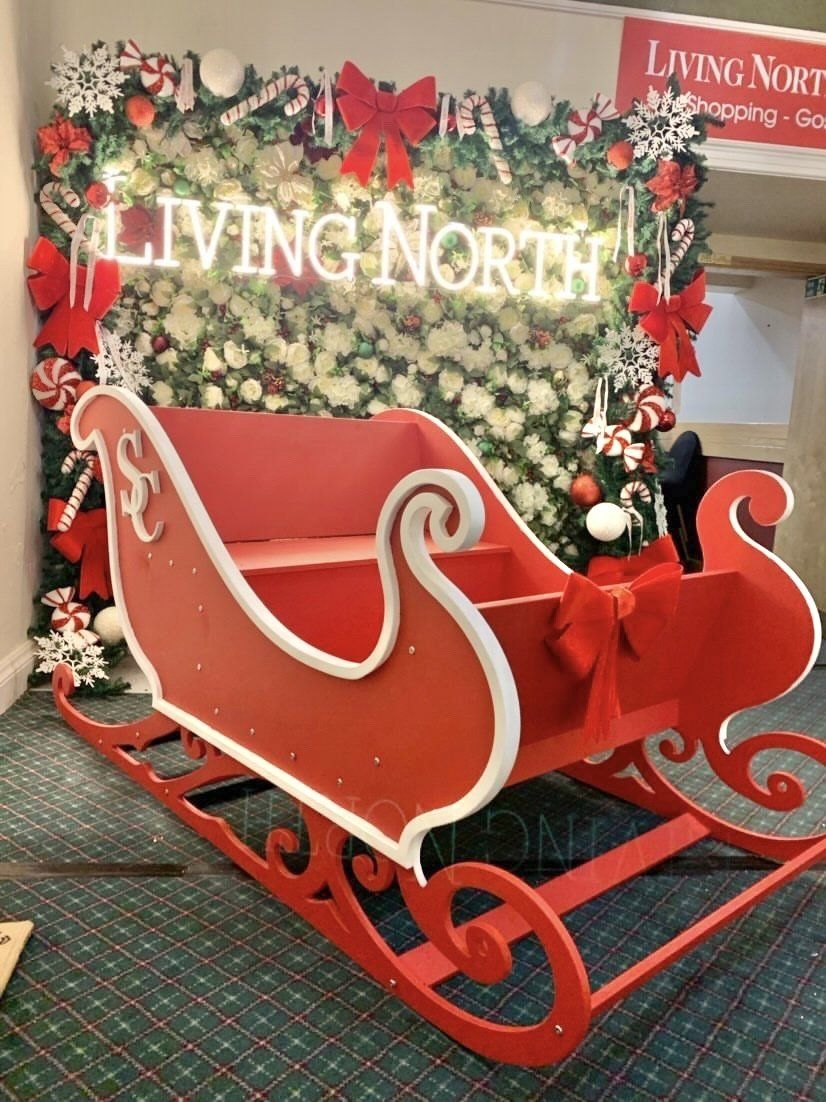 living north Santa sleigh