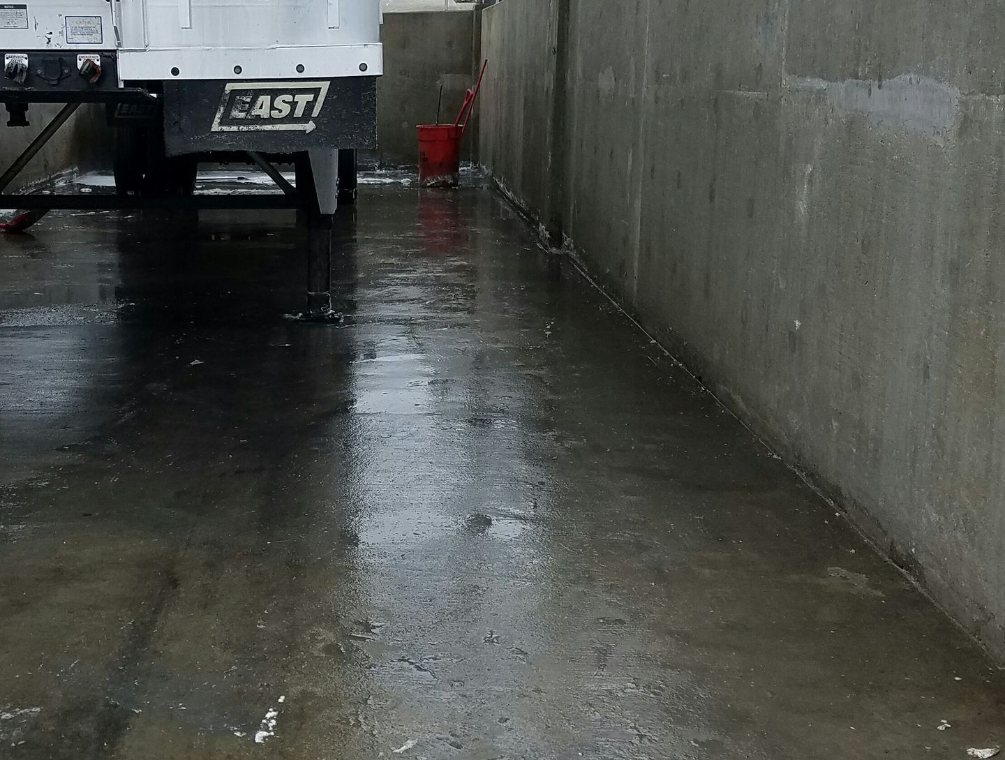 A truck with the word east on the back