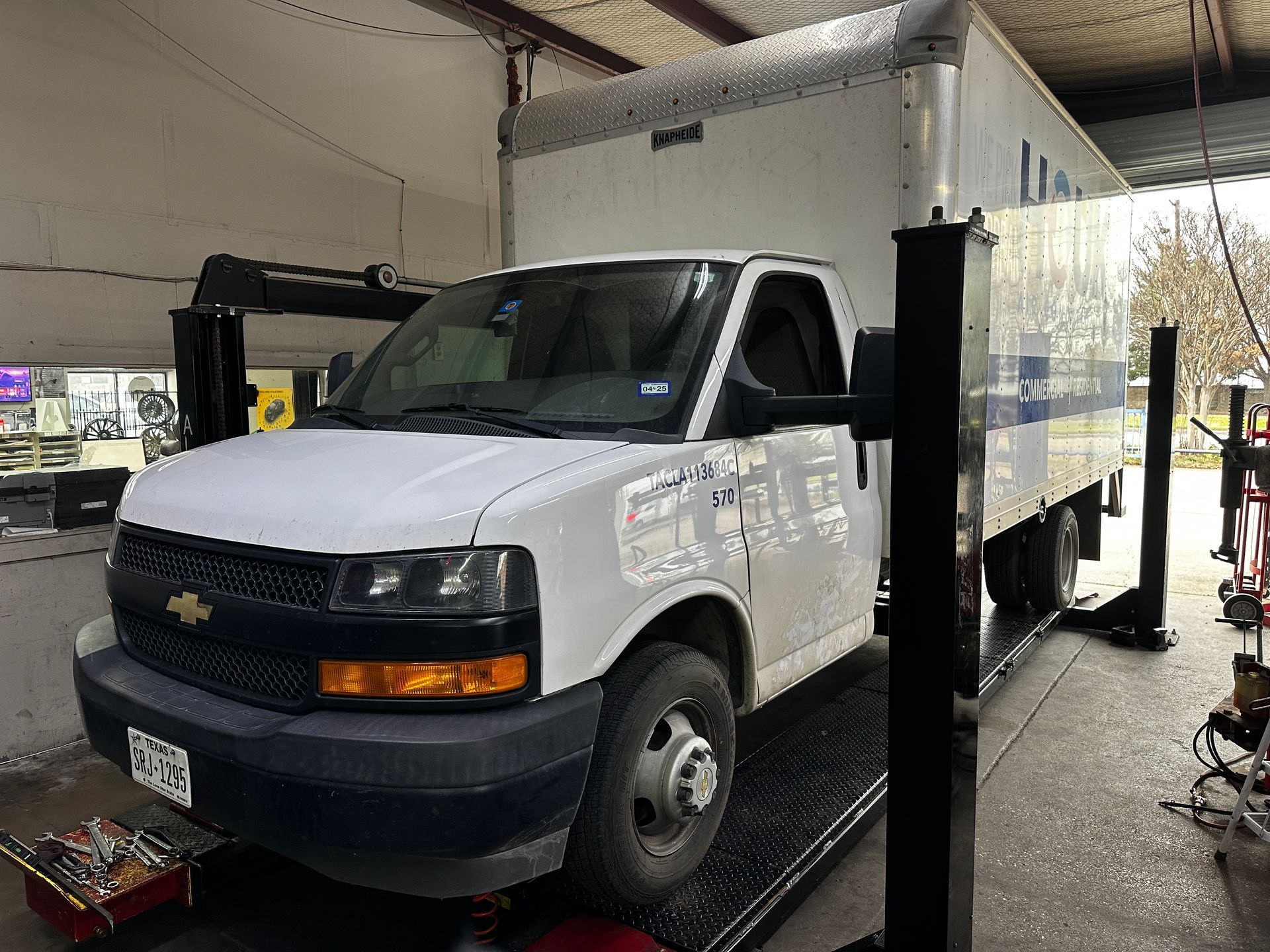 Shop Image | Guaranteed Tire & Auto Service