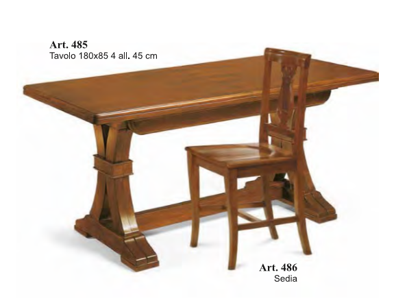 tavolo con sedia in legno