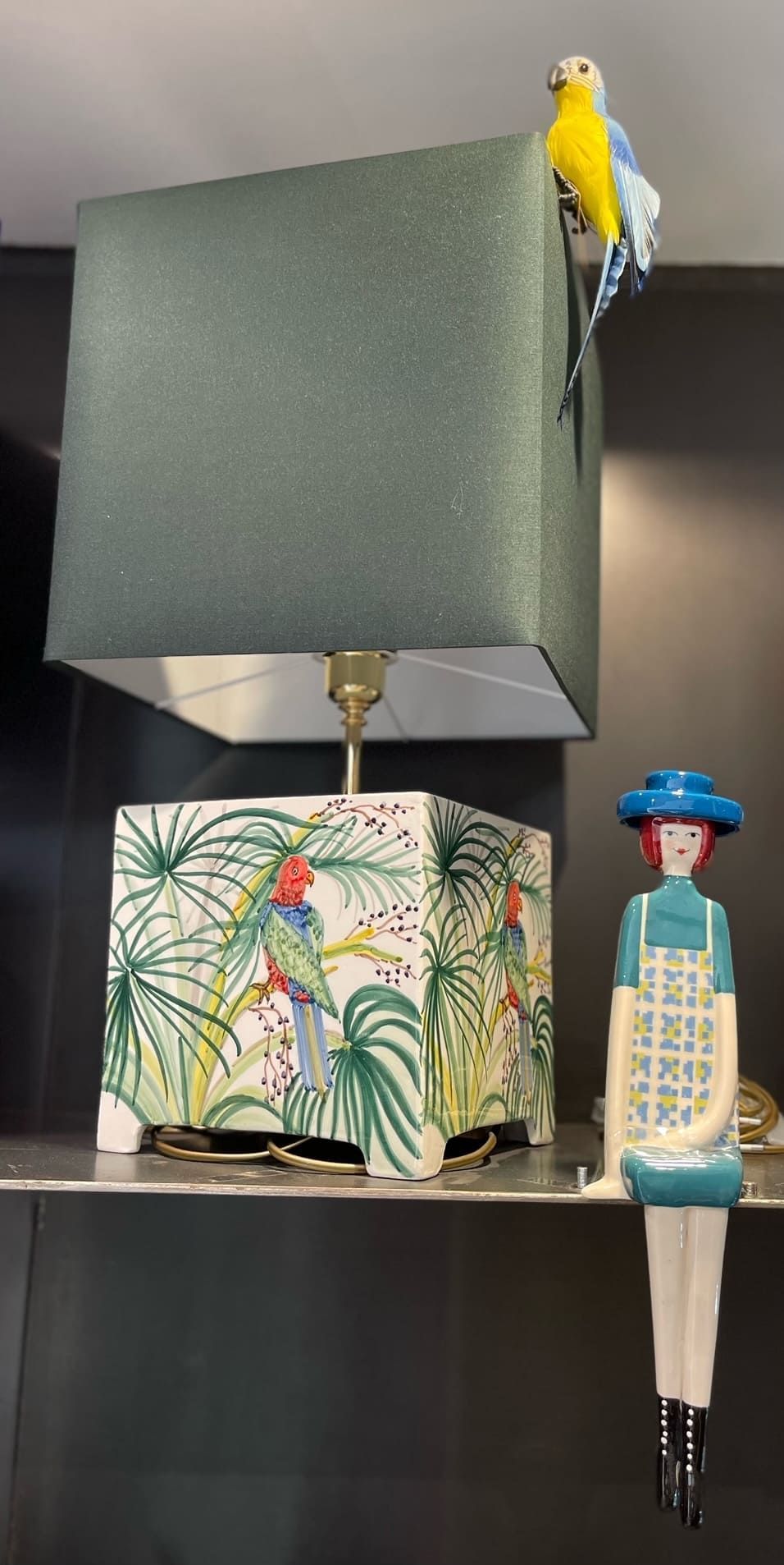 LAMPADA  IN CERAMICA ,  UNCIA  , TERRE DI  SCIROCCO  COLLEZIONE LE COMMARI 