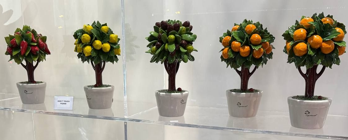 ALBERELLI   ,  LIMONE , ARANCE   ULIVO ,  IN CERAMICA DI  CAPODIMONTE