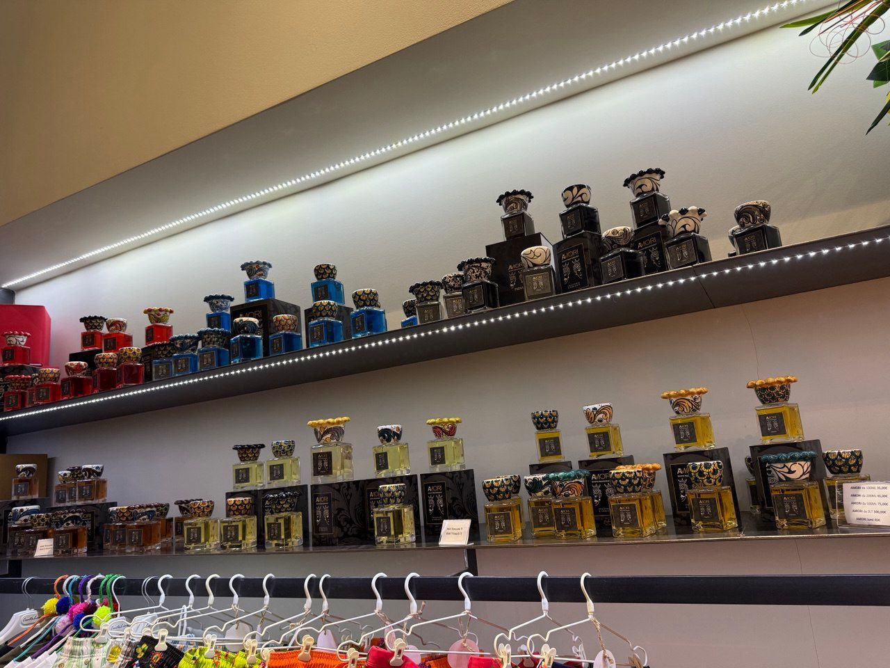 esposizione profumi diffusori , amori 