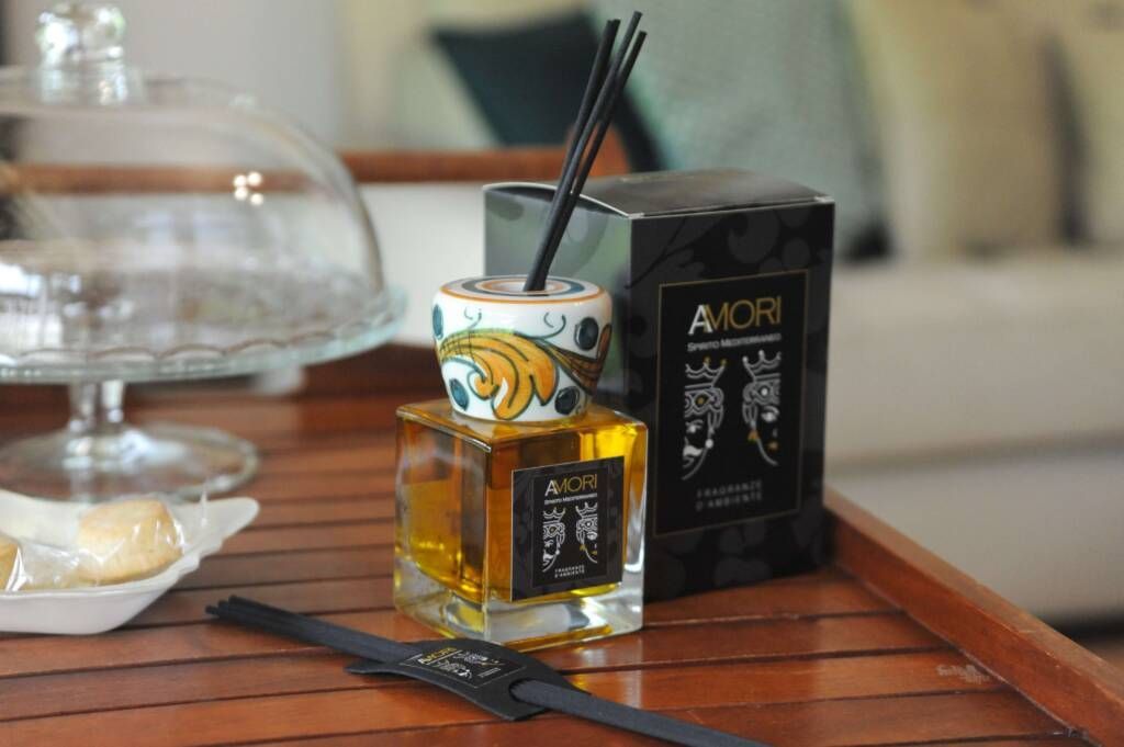 profumo amori  , ballaro'