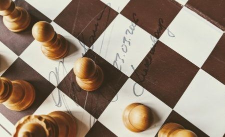 A chess board with the date 27.07.2014 written on it