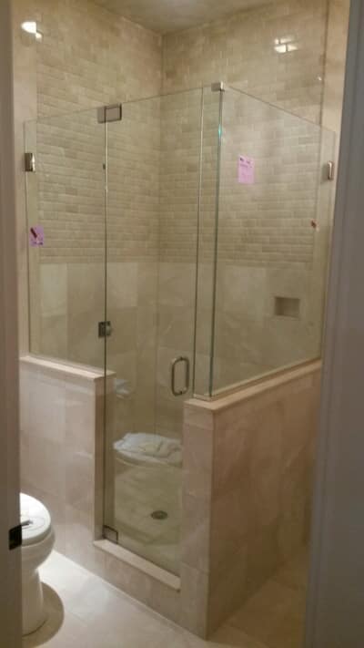 Window Glass — Shower Room Entrance in Jackson,MS
