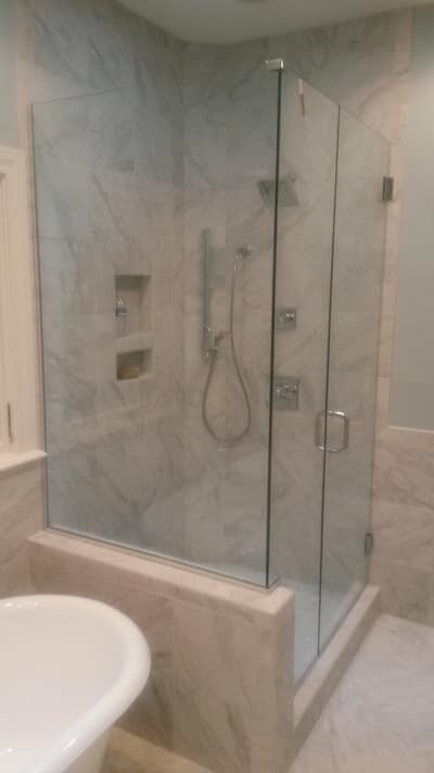 Shower Doors — Closed Shower Room in Jackson,MS