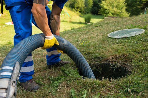 4 Reasons to Hire Septic Tank Services | Bowen's Septic Tank