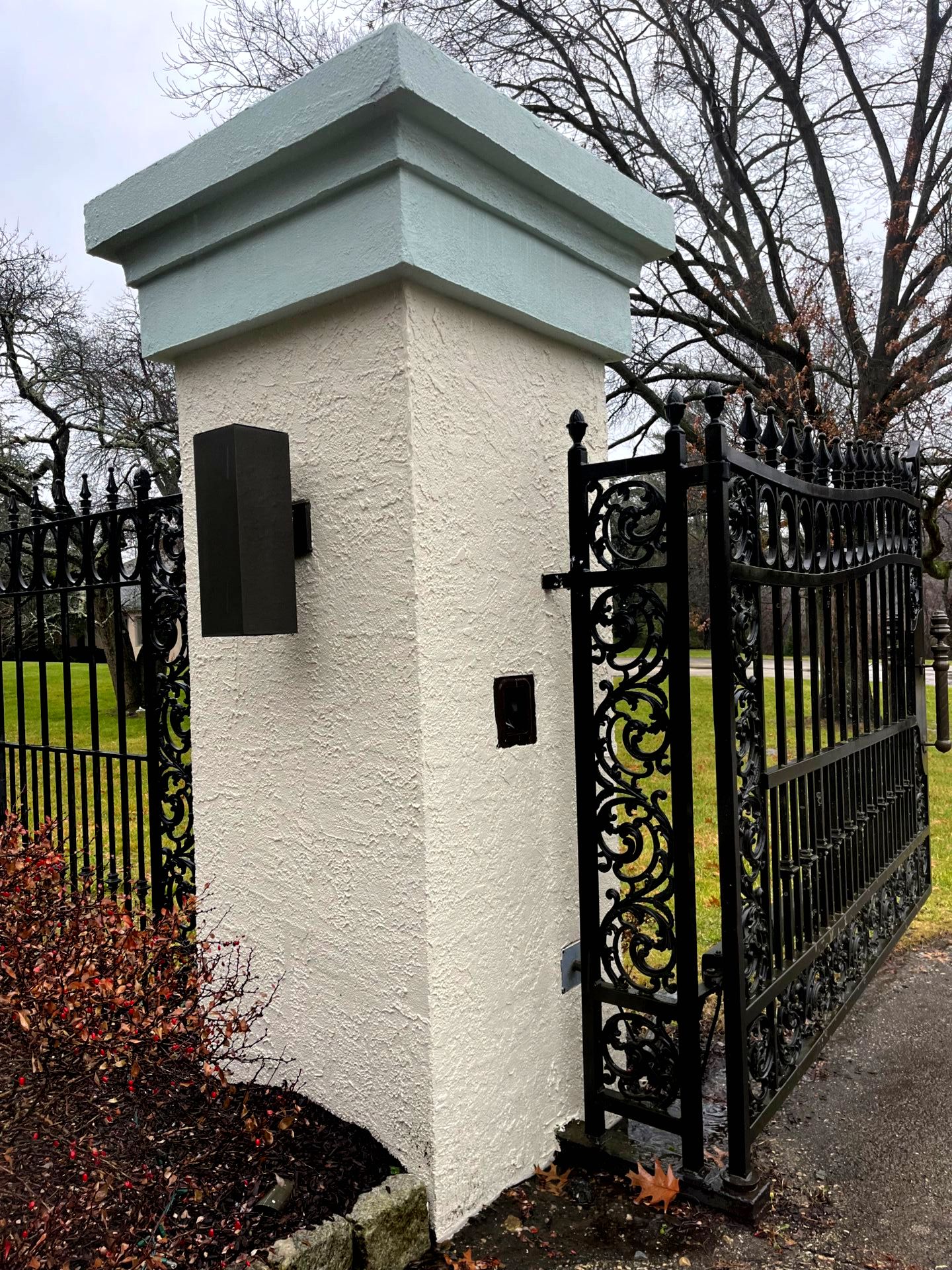 Stucco Column Refinish and Paint Coating - Fort Washington, PA - Disciple Masonry