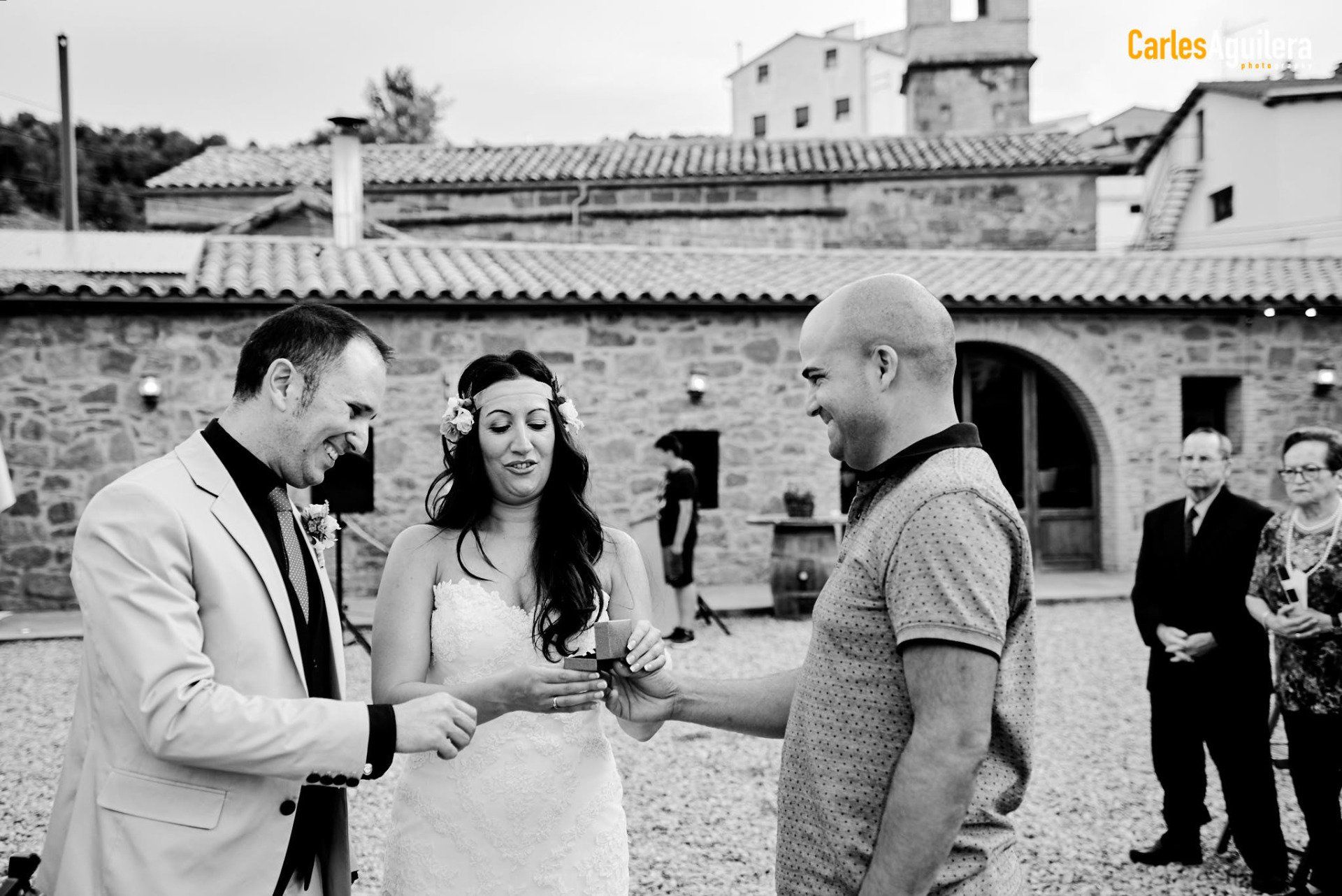 boda civil  La premsa Hotel Rural Cardona