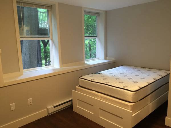 108 Ferris Interior Photos