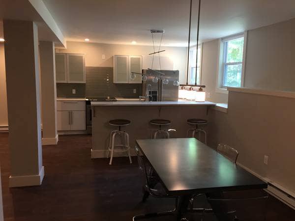 108 Ferris Interior Photos