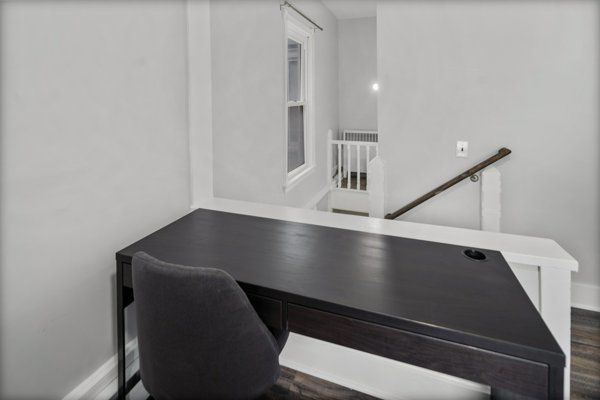 601 E State Street office