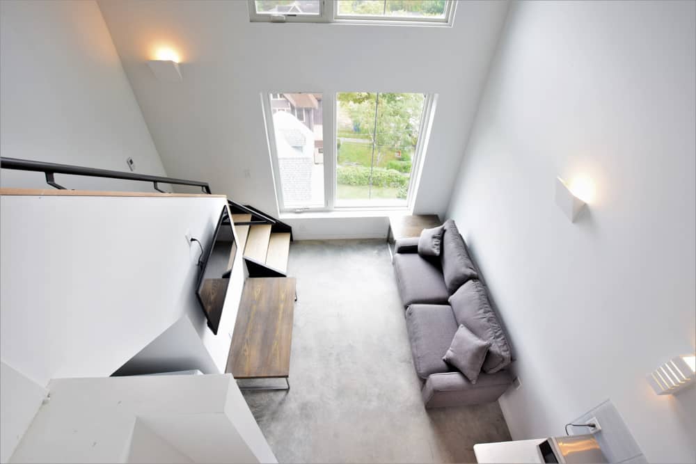 201 College Ave Interior Photos