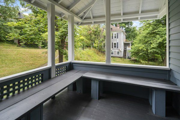 601 E State Street porch