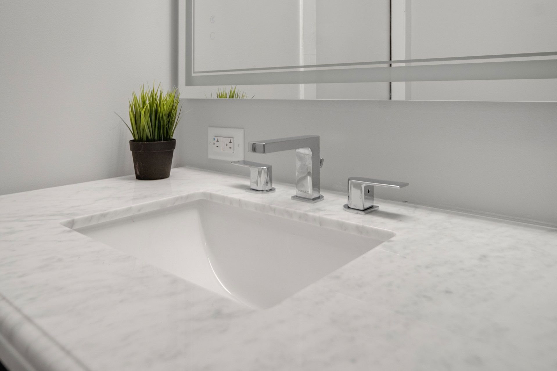 404 University Avenue Unit 5