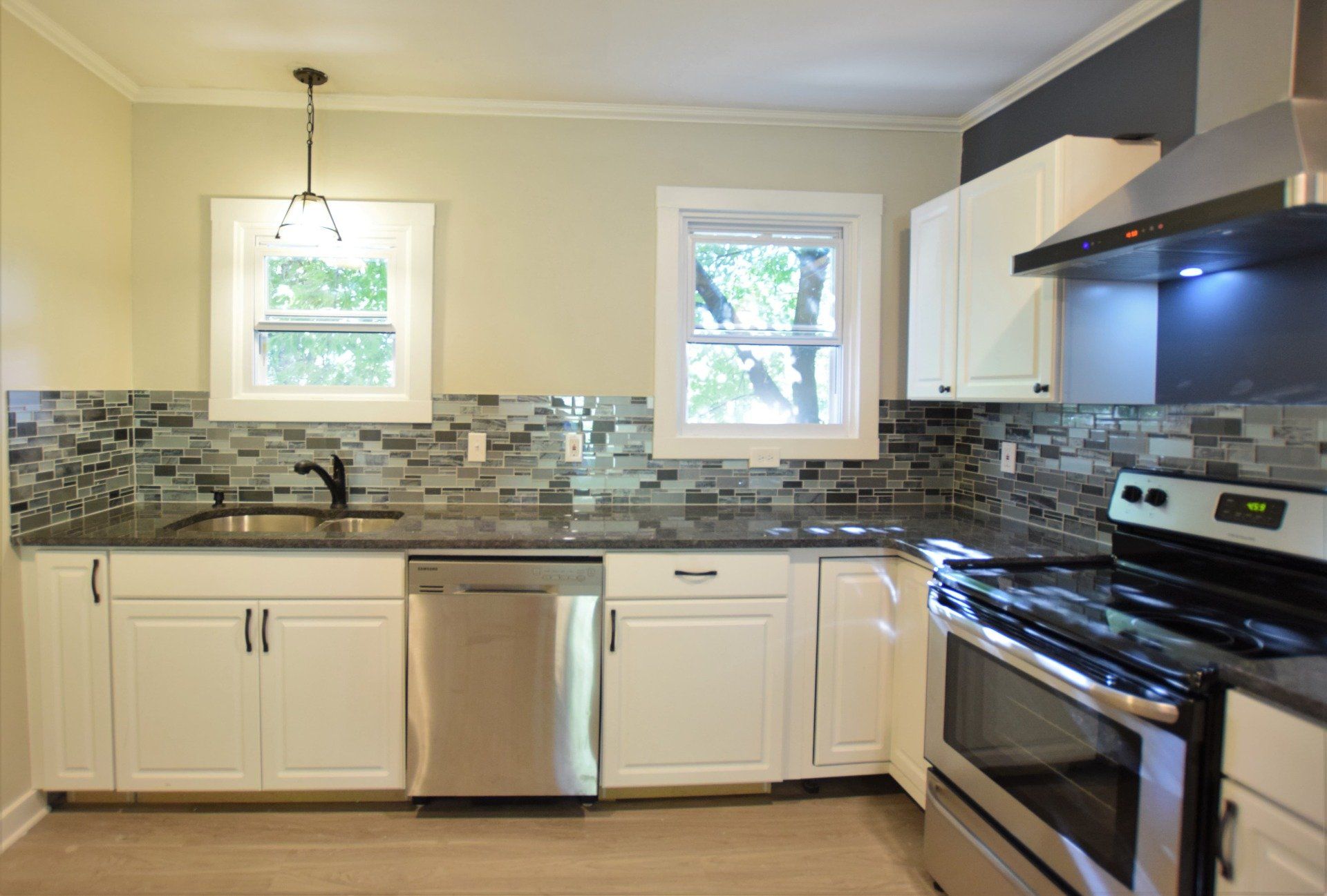 314 Spencer Road kitchen 2