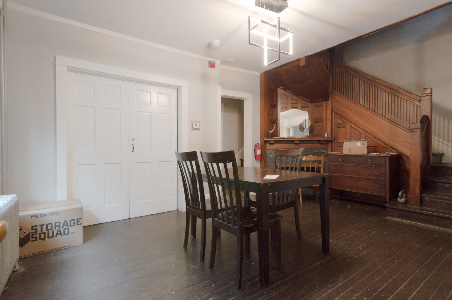 611 State Street Living Room