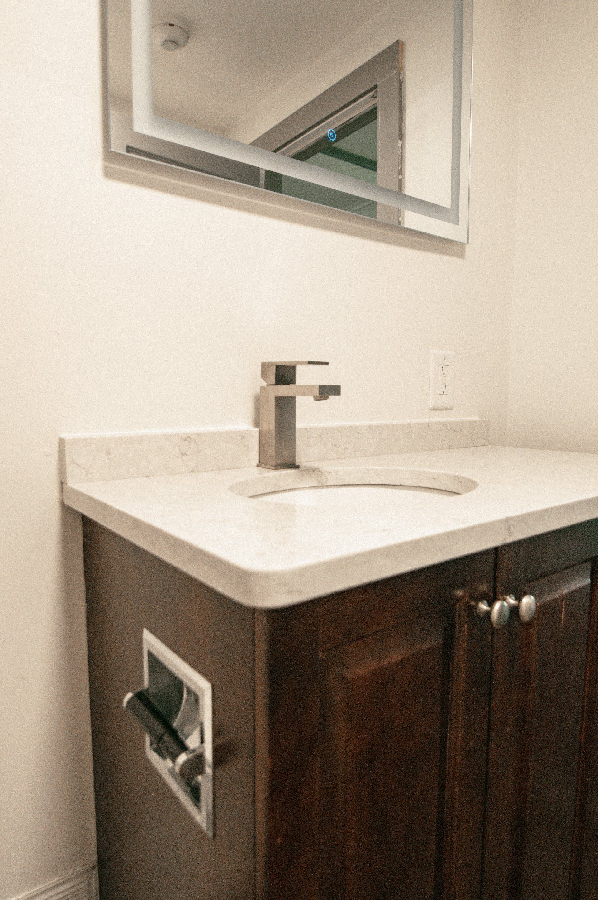 110-4 Stewart Ave Bathroom