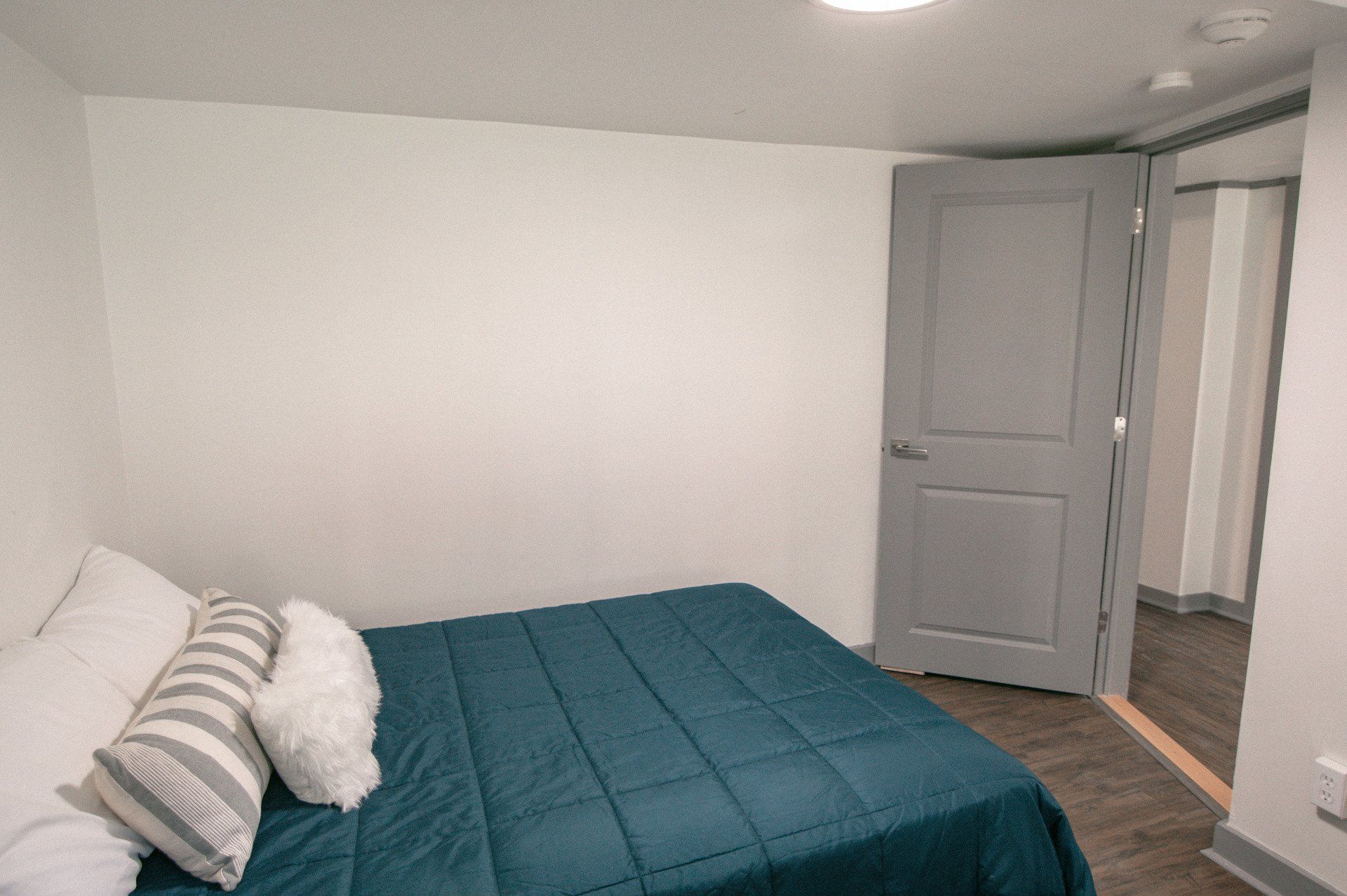 110-4 Stewart Ave Interior