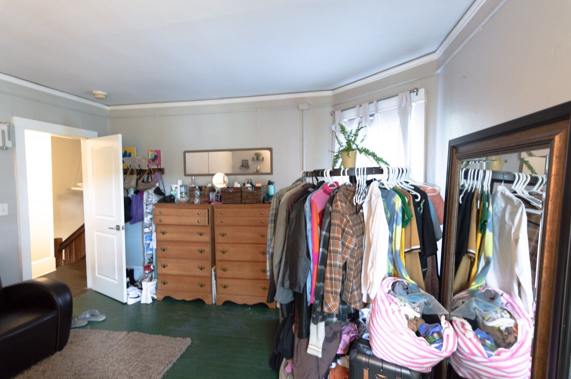 611 State Street Bedroom