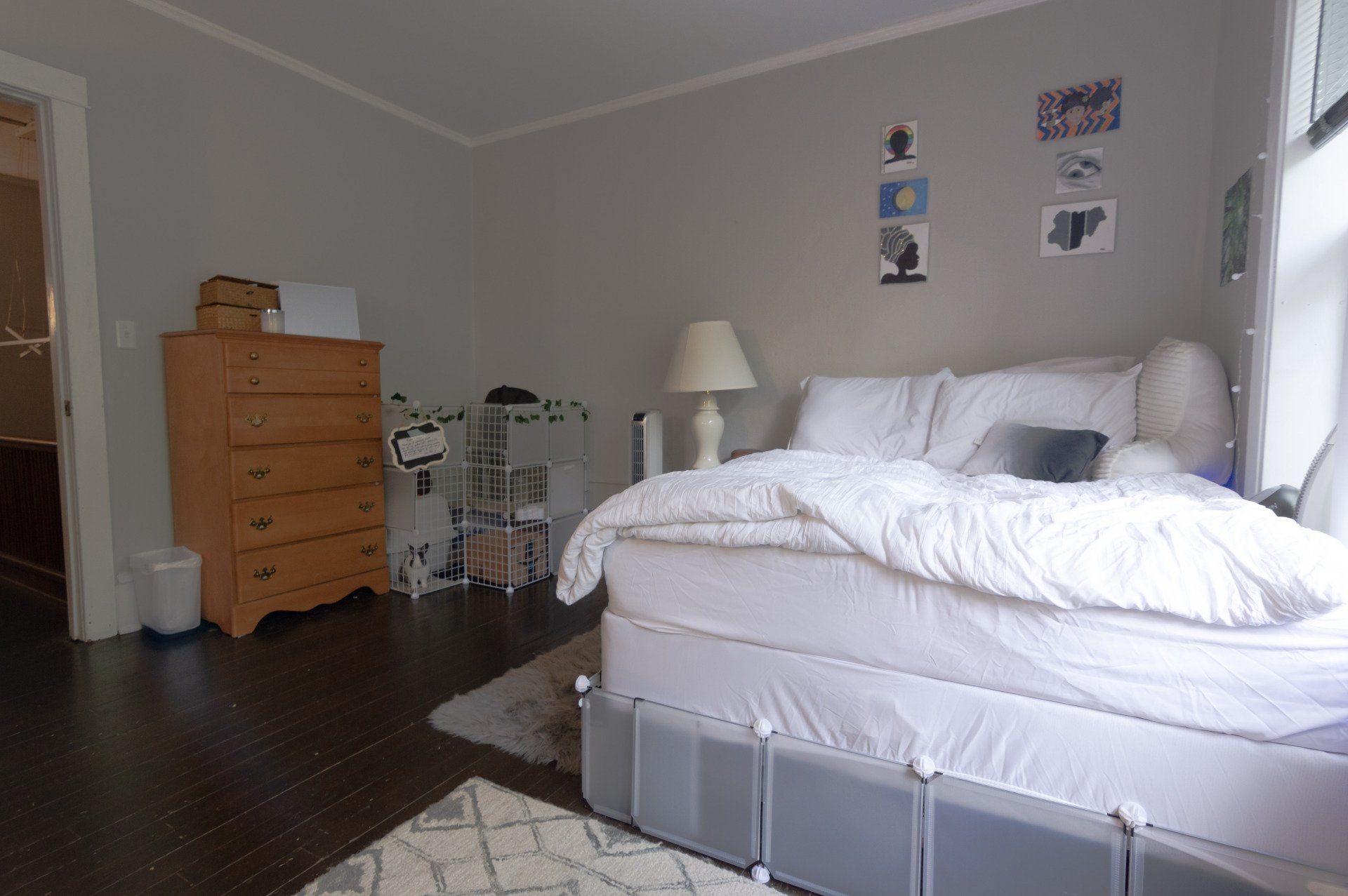 611 State Street Bedroom