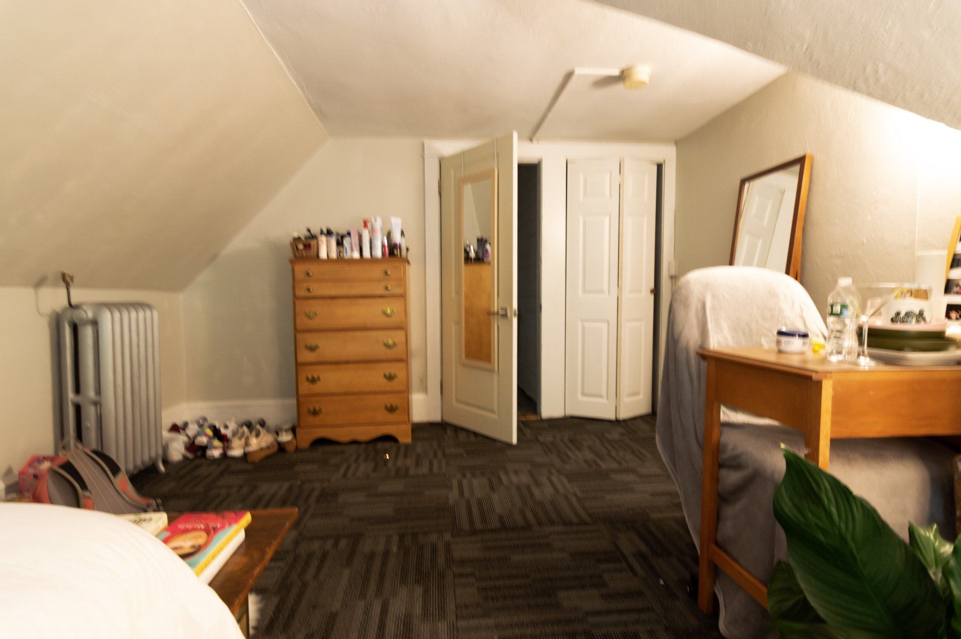 611 State Street Bedroom