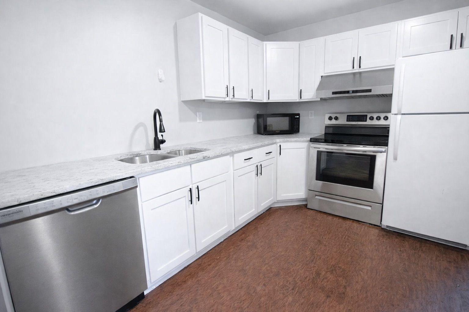 607 S. Aurora Kitchen