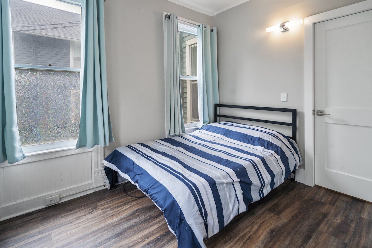 112 Stewart ave Living bedroom 3