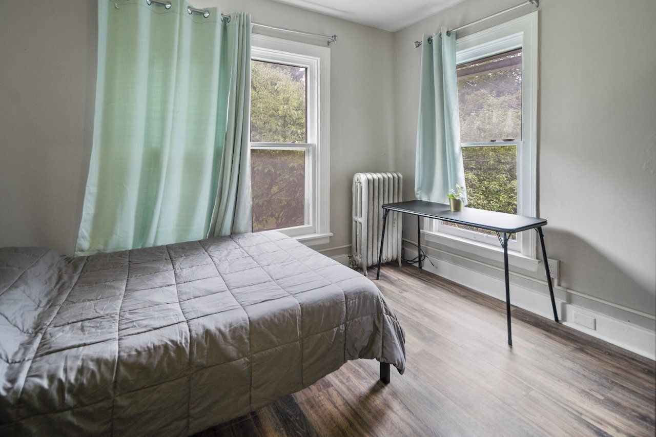 112 Stewart ave unit 2 bedroom 1