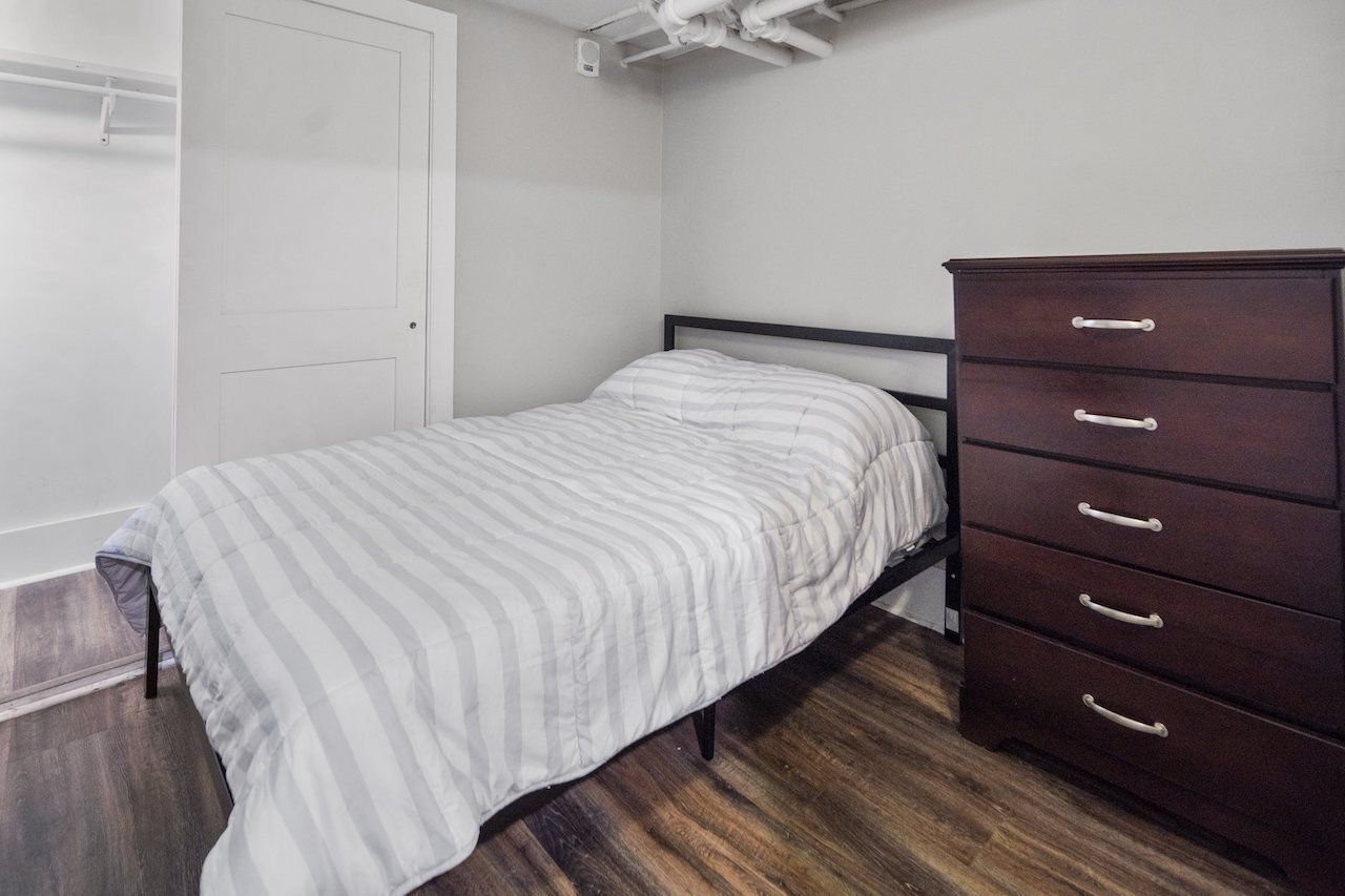 112 Stewart Ave Unit 3 bedroom 2