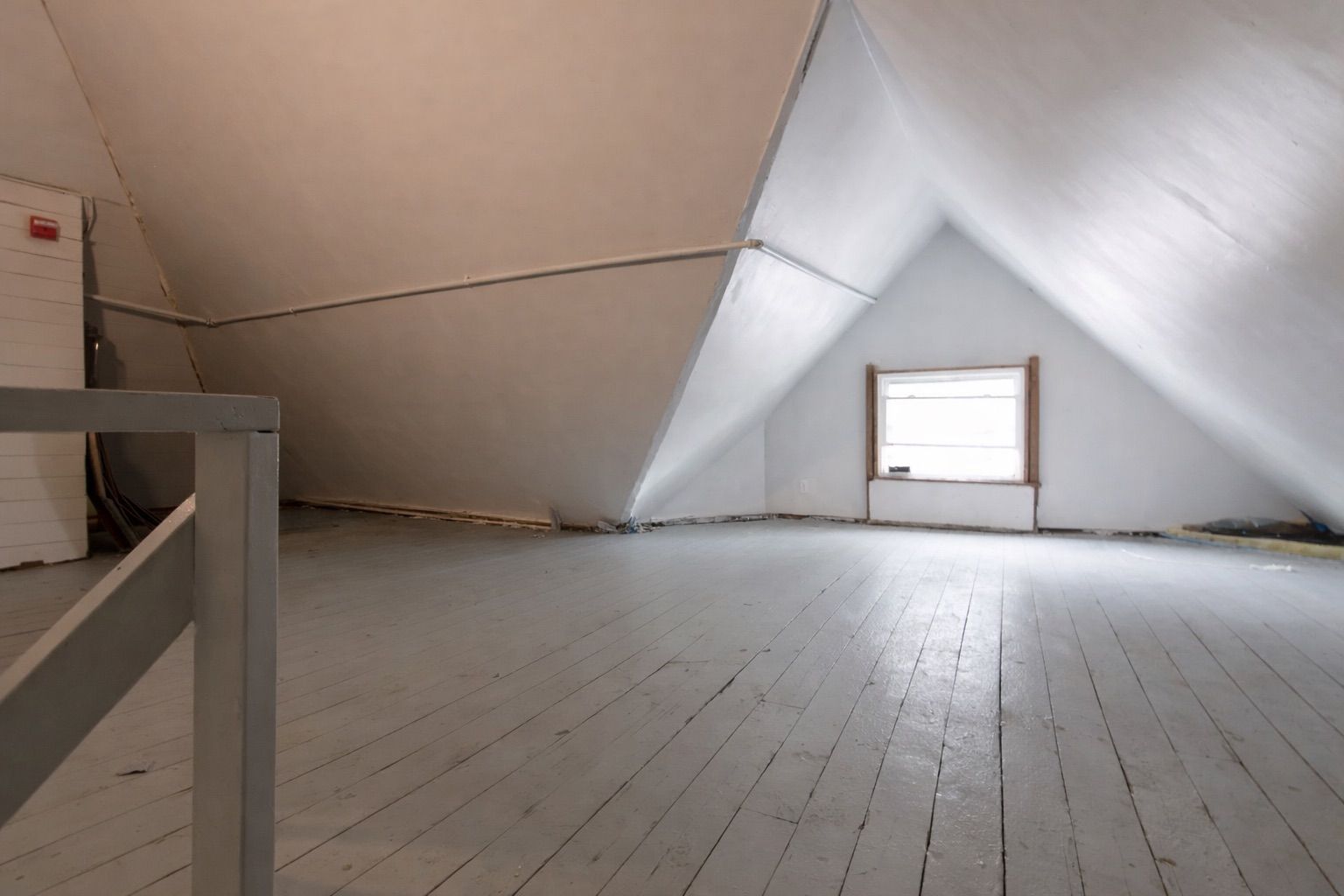 611 State Street Bedroom