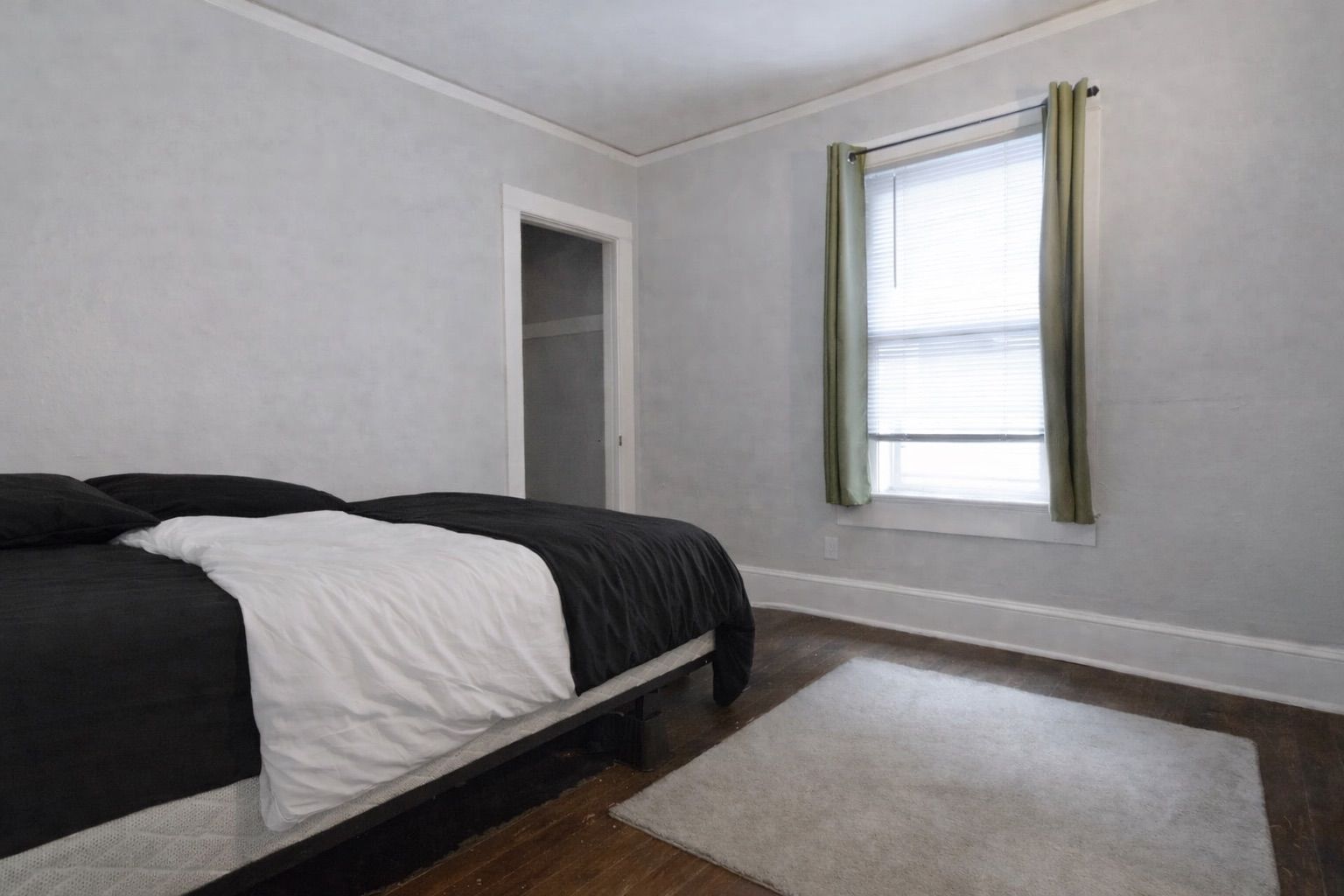 611 State Street Bedroom