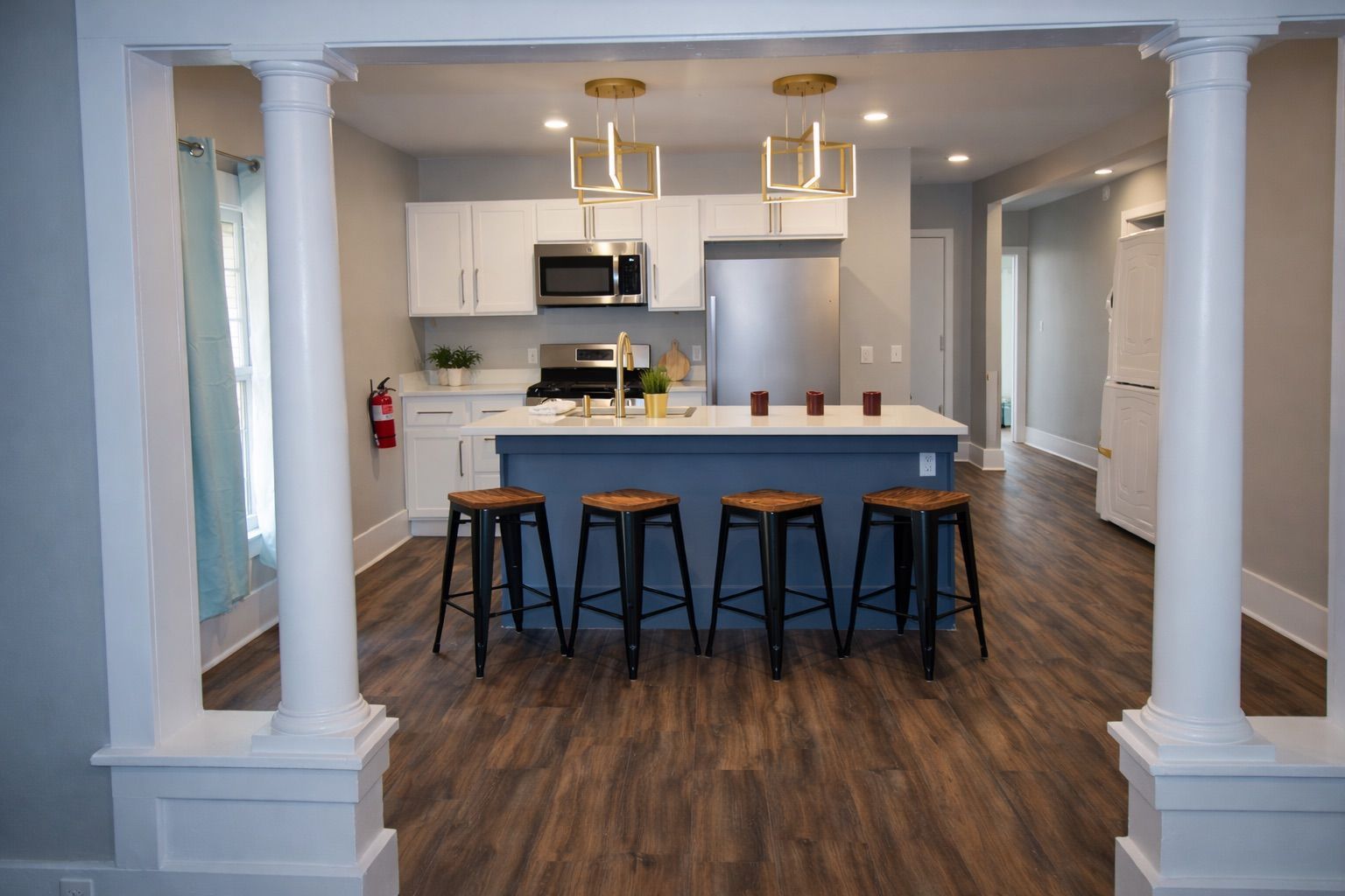 613 e state st unit 1